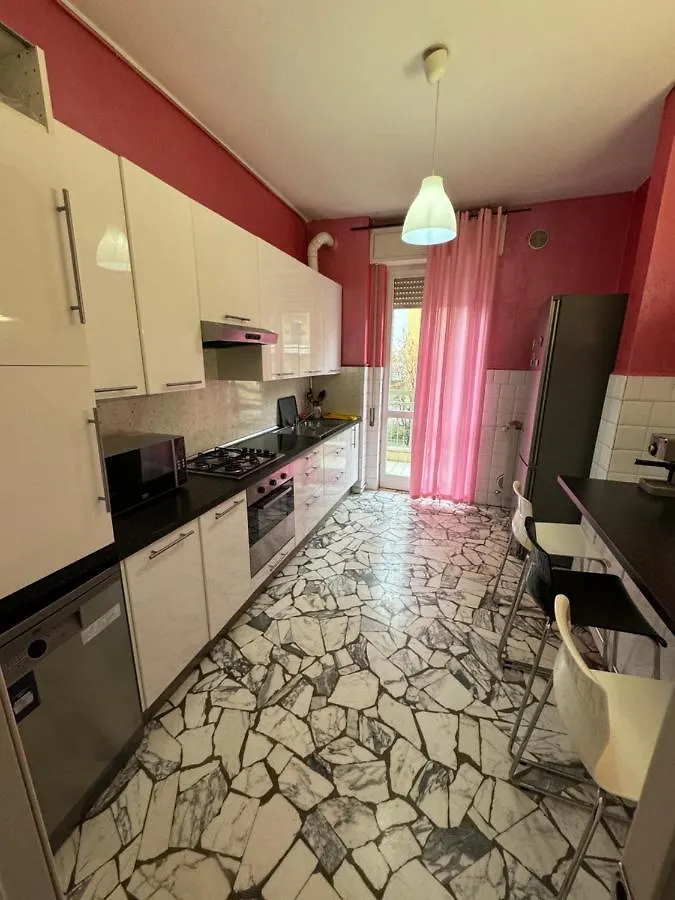 Fenice Bérgamo Habitación en casa particular